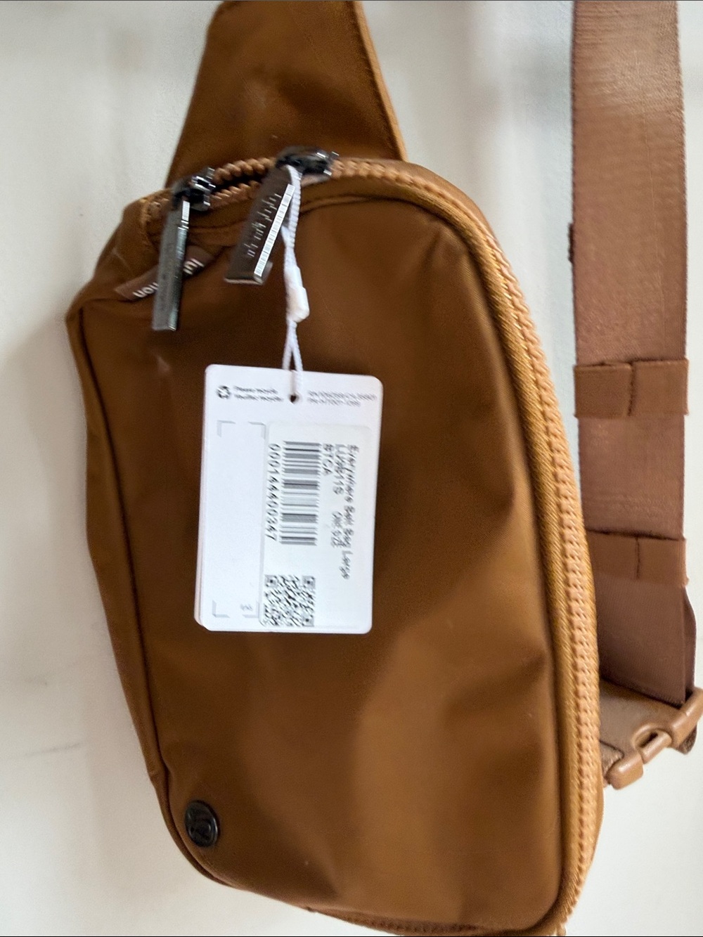 Lululemon everywhere belt bag large NWT Caramel - Picture 2 of 5
